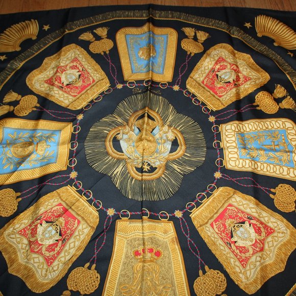 GORGEOUS AUTHENTIC BOXED HERMES SILK SCARF BLACK MULTI RARE - Picture 6 of 6